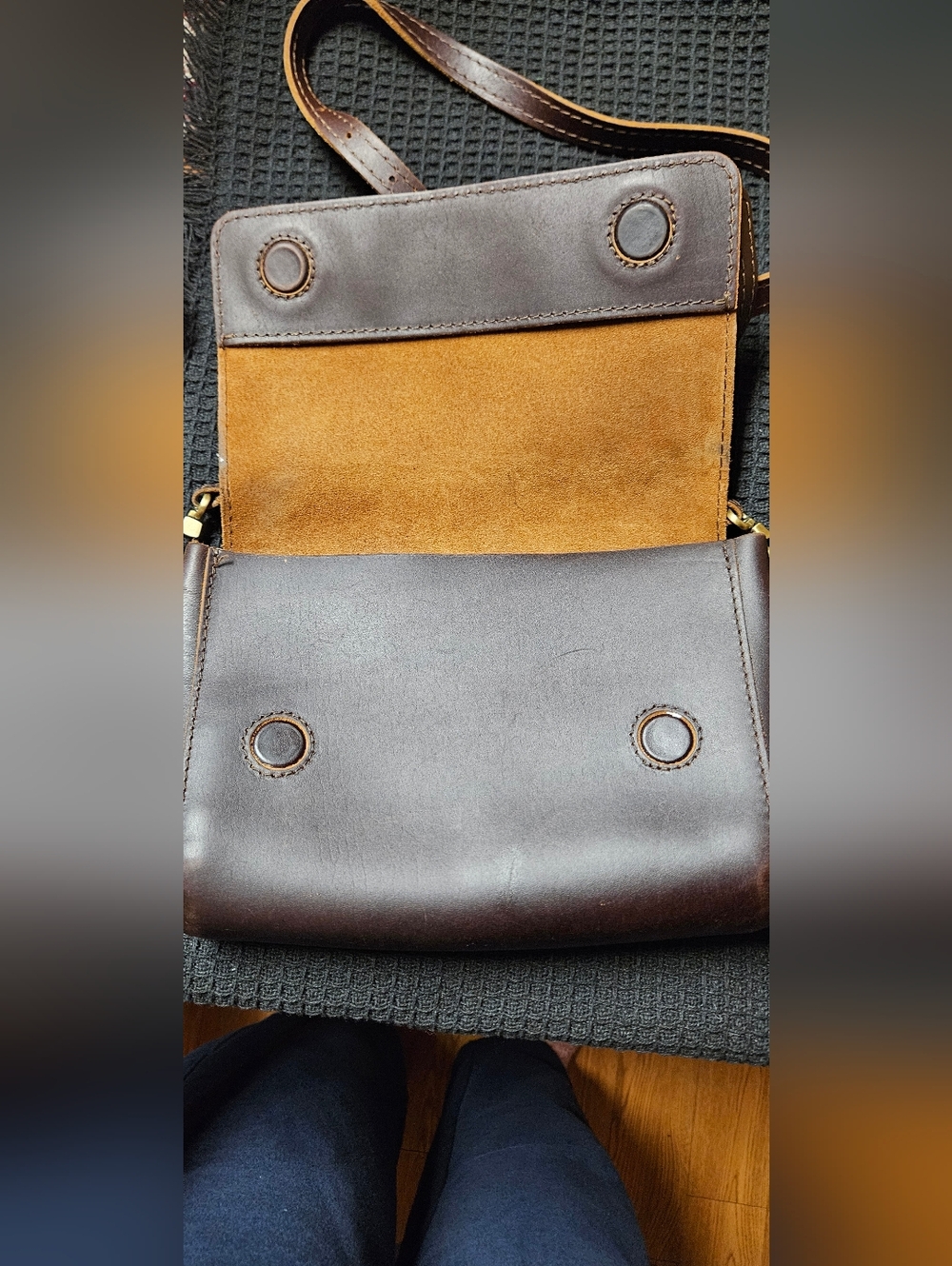 Portland Leather Brown Crossbody Bag - Picture 4 of 6